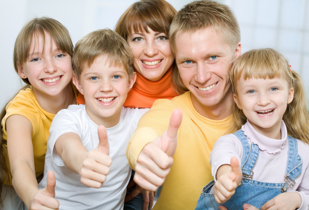 Во Владимирской области удостоверение многодетной семьи теперь выдается каждому из родителей