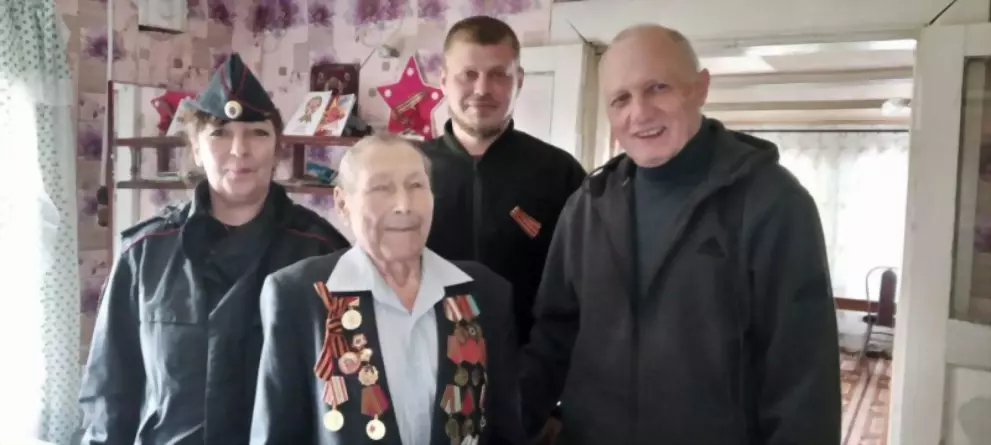 Полицейские и общест...
