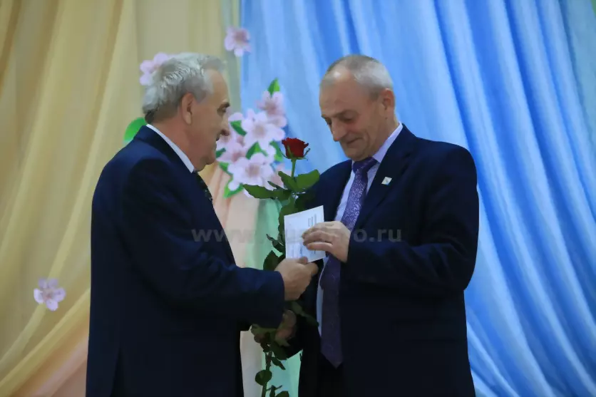 Праздник в честь пед...