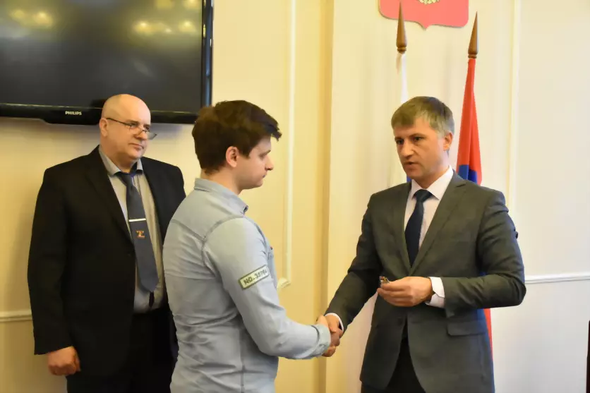 Еженедельная городск...