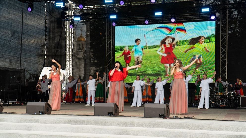 «ТВОРЧЕСКАЯ СЕМЬЯ» Е...