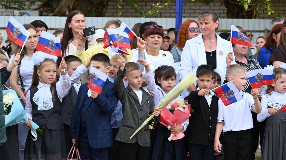 Первые школьные звонки прозвучали для ребят Гусь-Хрустального округа