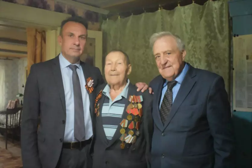 Руководители Гусь-Хр...