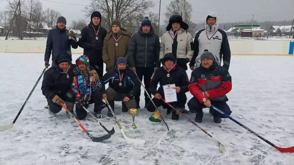 Чемпионат по хоккею...