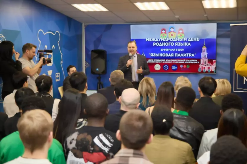 Роман Кавинов посети...