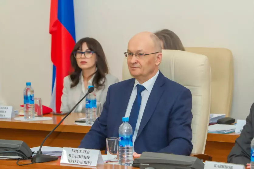 Решения депутатов ЗС...