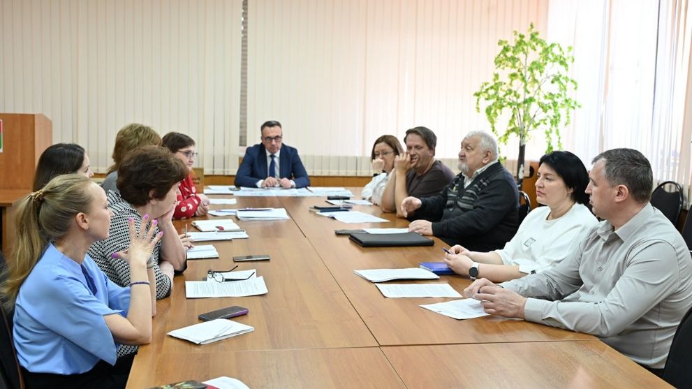 В администрации Гусь...