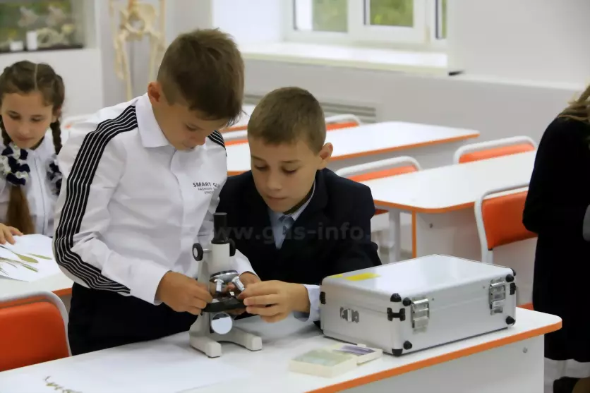 В посёлке Добрятино...