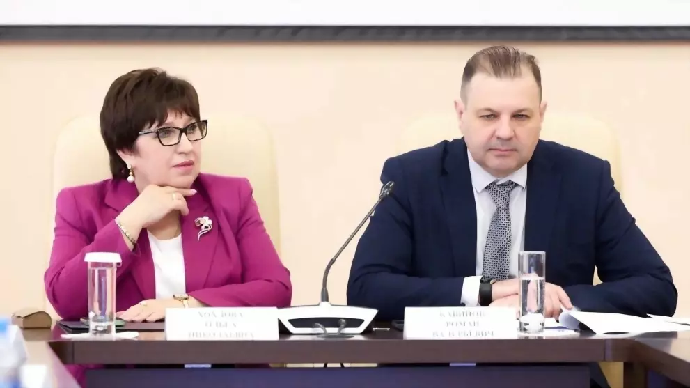 На «круглом столе» в...