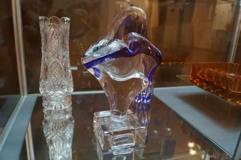 Участие ансамбля русской песни «Ваталинка» в открытии выставки художницы по стеклу А. Куриловой