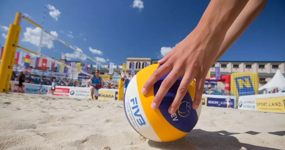 Межрегиональный турнир по пляжному волейболу среди мужских, женских и микст команд «Памяти друзей»