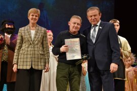 DSC_ .23 19-16-052.jpg