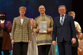 DSC_ .23 19-16-25.jpg