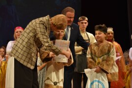 DSC_ .23 19-19-31.jpg