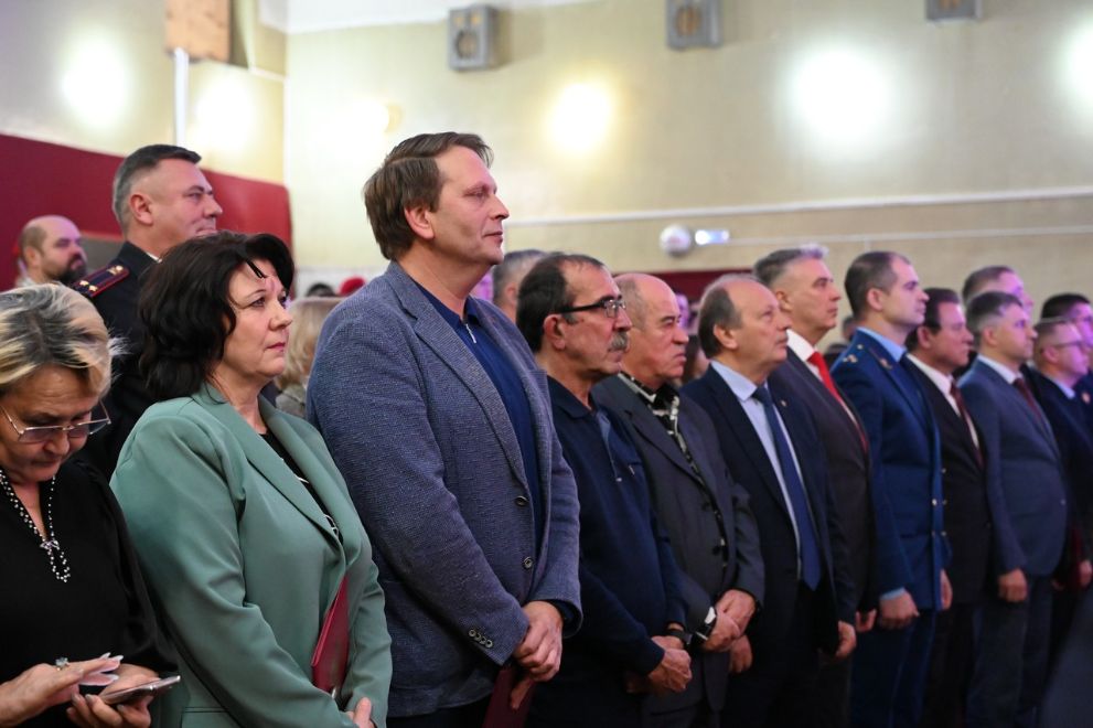 Руководители Гусь-Хр...