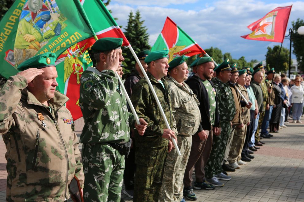 День пограничника то...